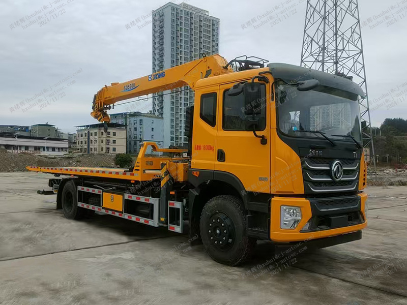 Huashen T5 Wrecker مع Crane