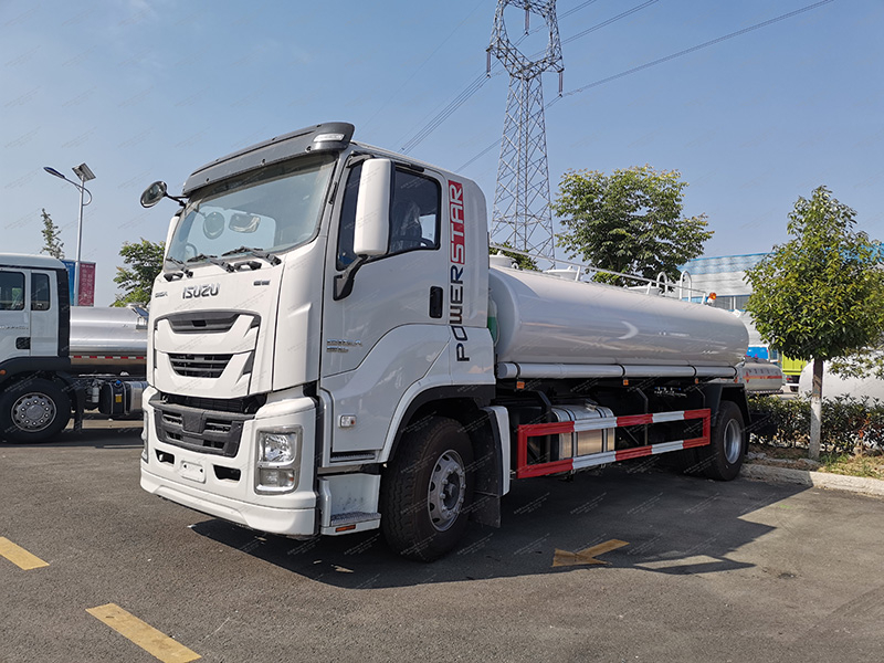 Isuzu Juka VC61 Sprinkler