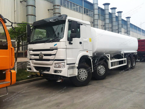 Howo 8x4 30 Meter Mater Tank Truck