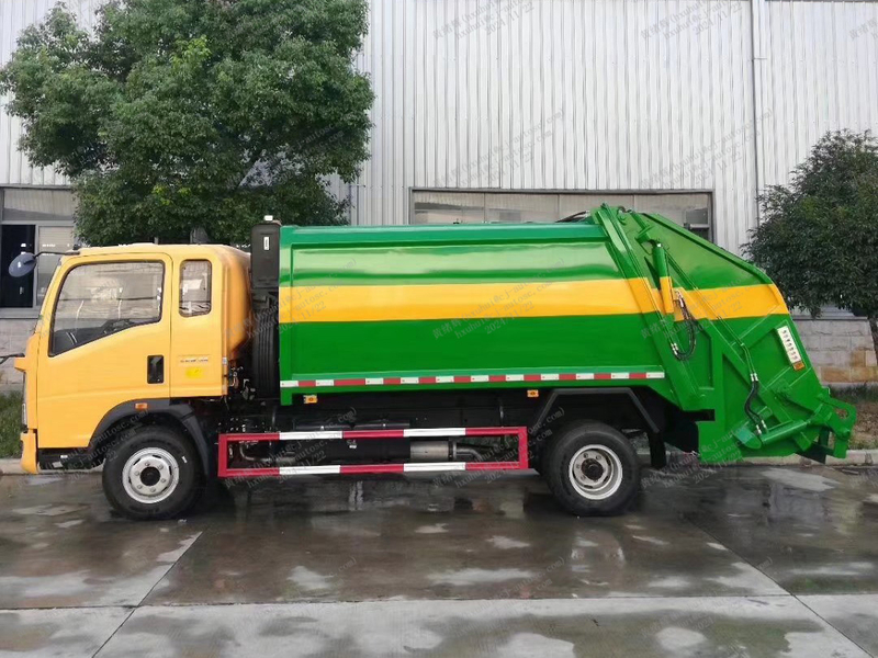 Howo 116hp 6m3 compactor